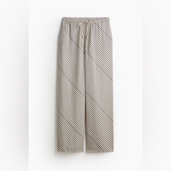 H&M NWOT Geometric Print Pattered Pull on Pants Drawstrings Size L Satin Striped - Picture 4 of 8